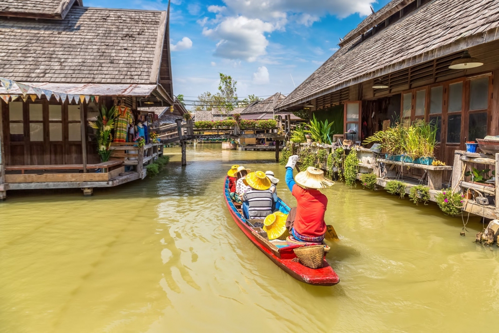 Khám phá khu chợ nổi 4 miền… bồng bềnh ở Pattaya